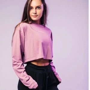 Alphalete long sleeve crop tee